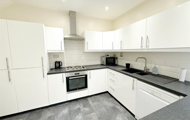 Holly Avenue, Jesmond, Newcastle - Image 1